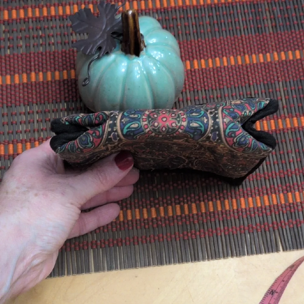 Oscar de la Renta Vintage Multicolor Mandala Cosmetic Bag